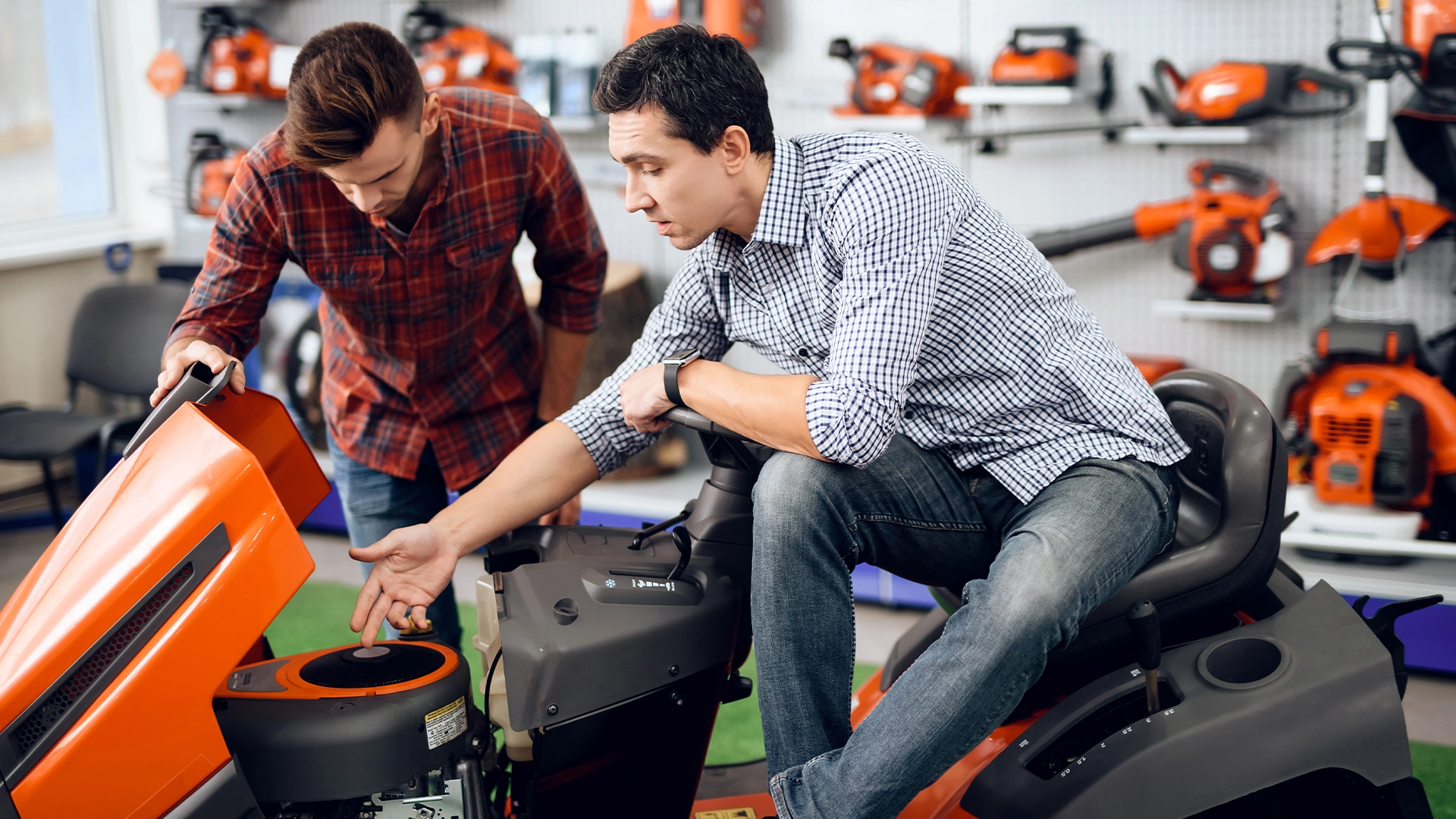 Local Dealerships to test drive riding lawnmowers